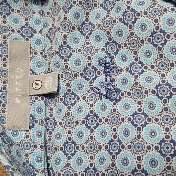 🌼 happy light weight button up blue flowered top - Picture 11 of 11